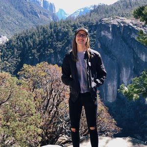 Meet your Posher, Emily